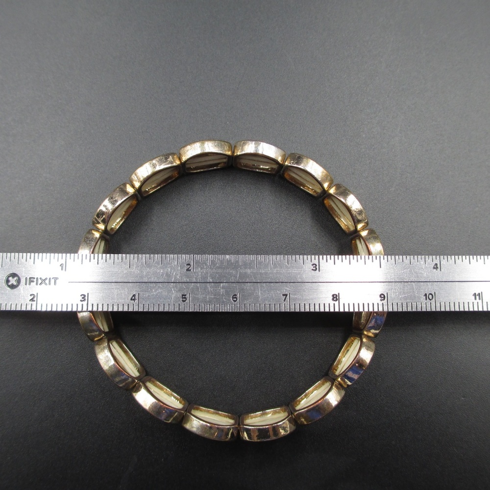 Vintage Rustic Simple Expandable Bracelet - Picture 7 of 7